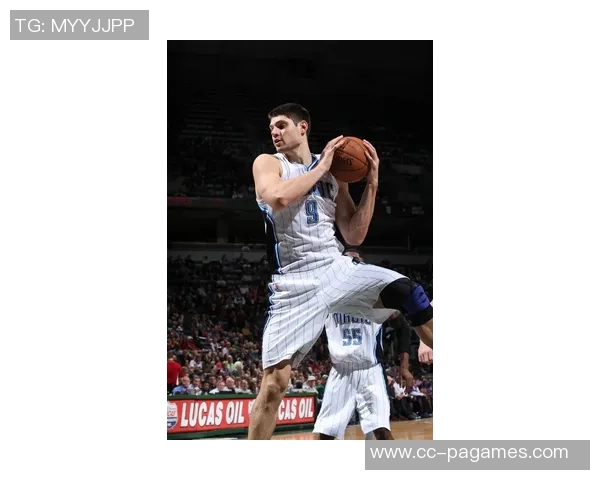 追梦勇敢挑战中锋霸主地位块头越大摔得越重的豪言壮语 追梦勇敢挑战中锋霸主地位块头越大摔得越重的豪言壮语